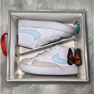 Nike Blazer Mid’s Crib Sneaker with butterfly